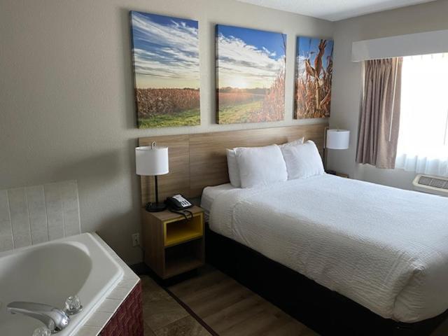 Days Inn By Wyndham Ames Eksteriør bilde