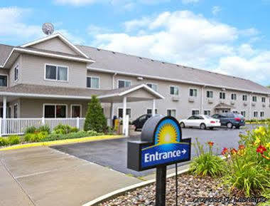 Days Inn By Wyndham Ames Eksteriør bilde