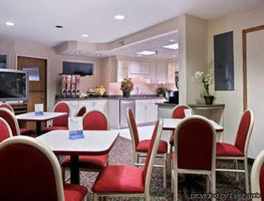 Days Inn By Wyndham Ames Eksteriør bilde